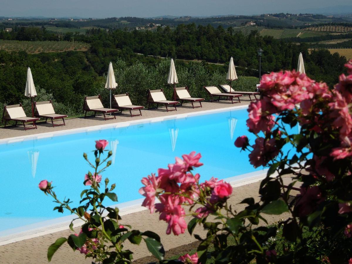 Castello Di Fulignano Sinadra Superior Aparthotel 4*