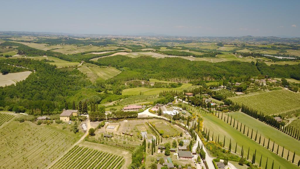 Castello Di Fulignano Sinadra Superior Aparthotel
